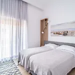 Villa Isalos Seafront I Sea Fragrance Hriszí Aktí Haniá