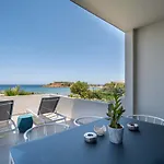 Villa Isalos Seafront I Sea Fragrance *