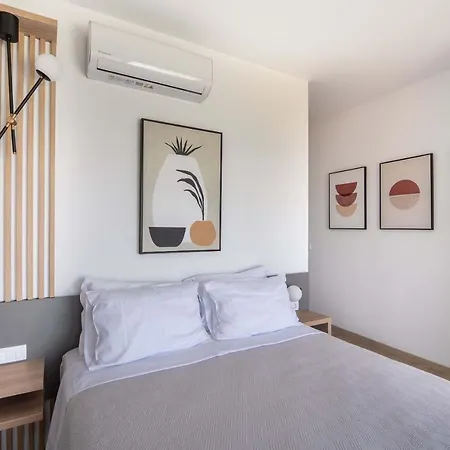 Isalos Seafront I Sea Fragrance