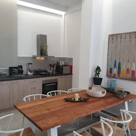 Isalos Seafront I Sea Fragrance * La Canée