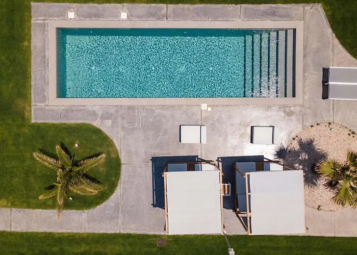 Isalos Seafront I Sea Fragrance Villa *