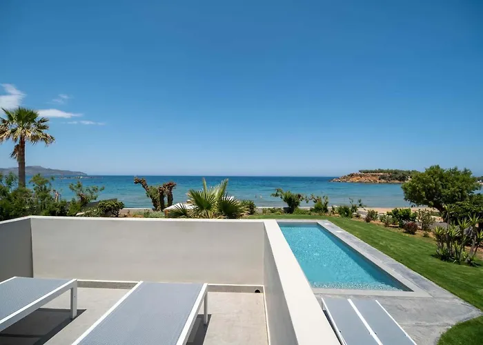 Isalos Seafront I Sea Fragrance Villa *